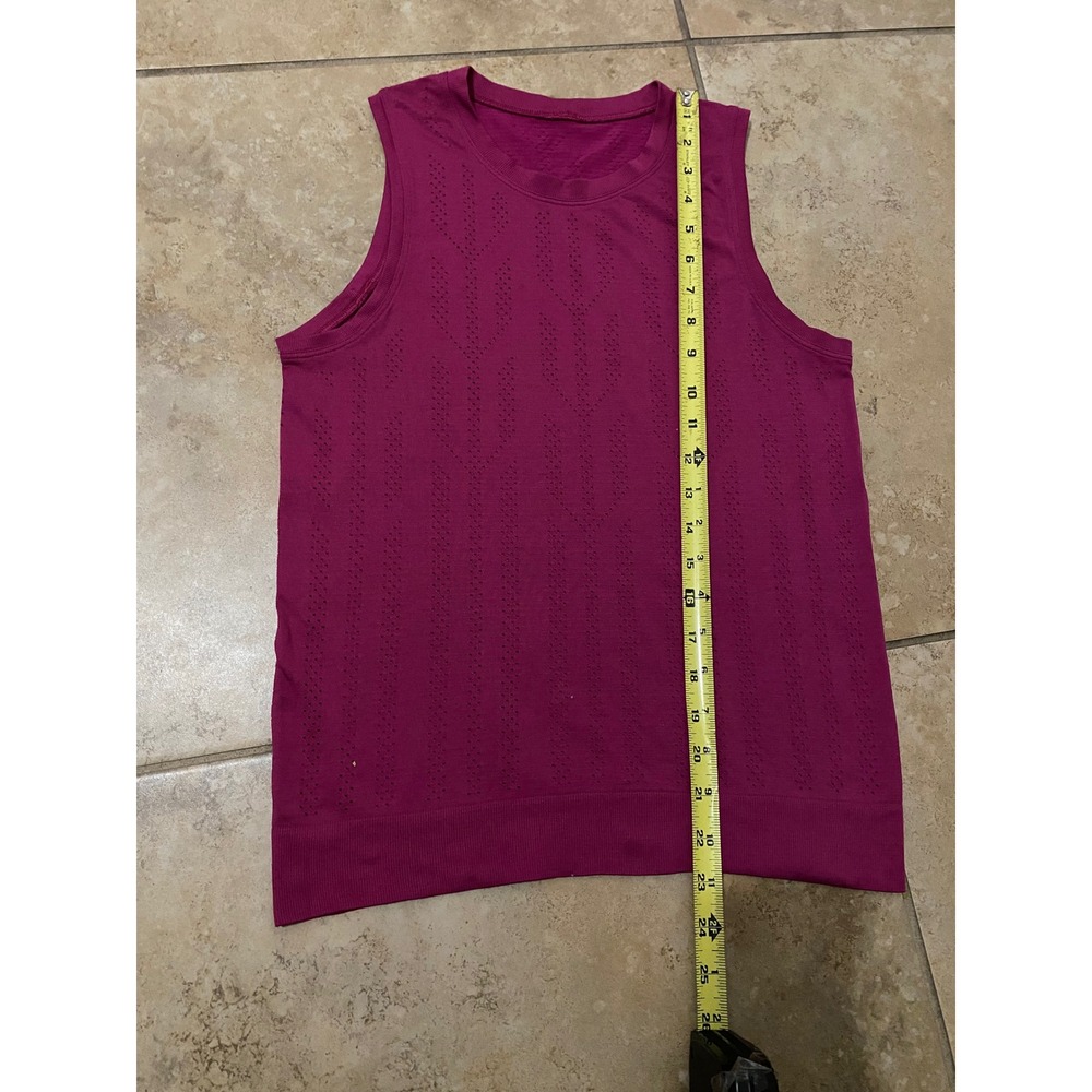 Lululemon Swiftly Breathe Muscle Tank Top Fletching Lines Ripened Raspberry Sz 6 - Picture 10 of 15